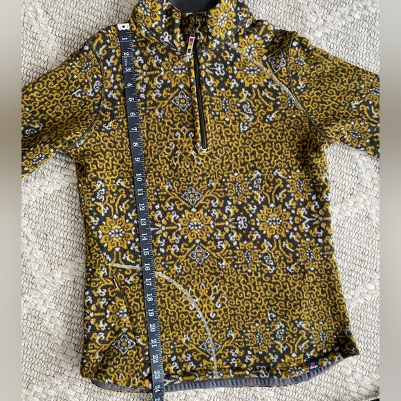 Sherpa Adventure Gear Pullover - Picture 9 of 10